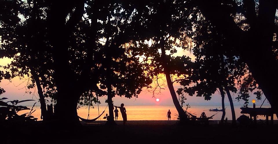 To begin at the beginning ( if you’ll forgive me poaching the immortal words of Dylan Thomas) – we arrived in the bible-black night of tropical Thailand just under a week ago to begin our Oriental adventure.  After Christmas and New Year celebrating with our wonderful family we’re now going it alone. Wish us luck as we head up to The Golden Triangle to find the ‘real’ South -East Asia.  What’s more after a chance meeting with a lovely young traveller named James  we now know how to blog! So watch out – sharpening-up the IPad fingers to give you a nearly full account of what The Lola Boys did next…. Let’s hope it works – or we may have to give James a smack!&nbsp;X