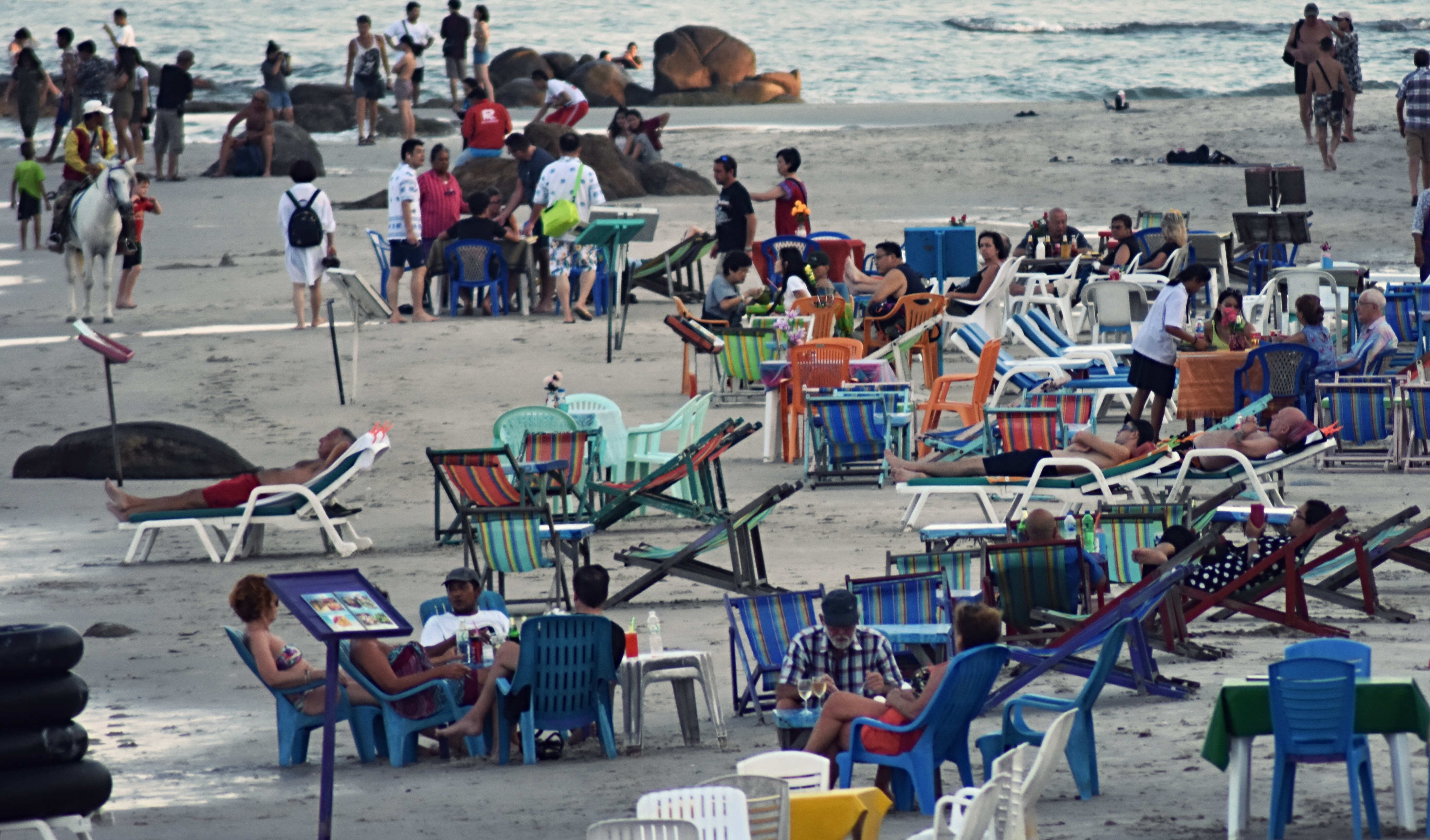 4CAD2DE8-D523-4330-B9D5-18BD8FAC0914